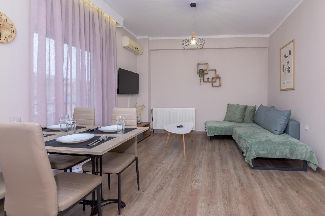 Deluxe Central 2 Bdr Apartment Александроуполис Экстерьер фото