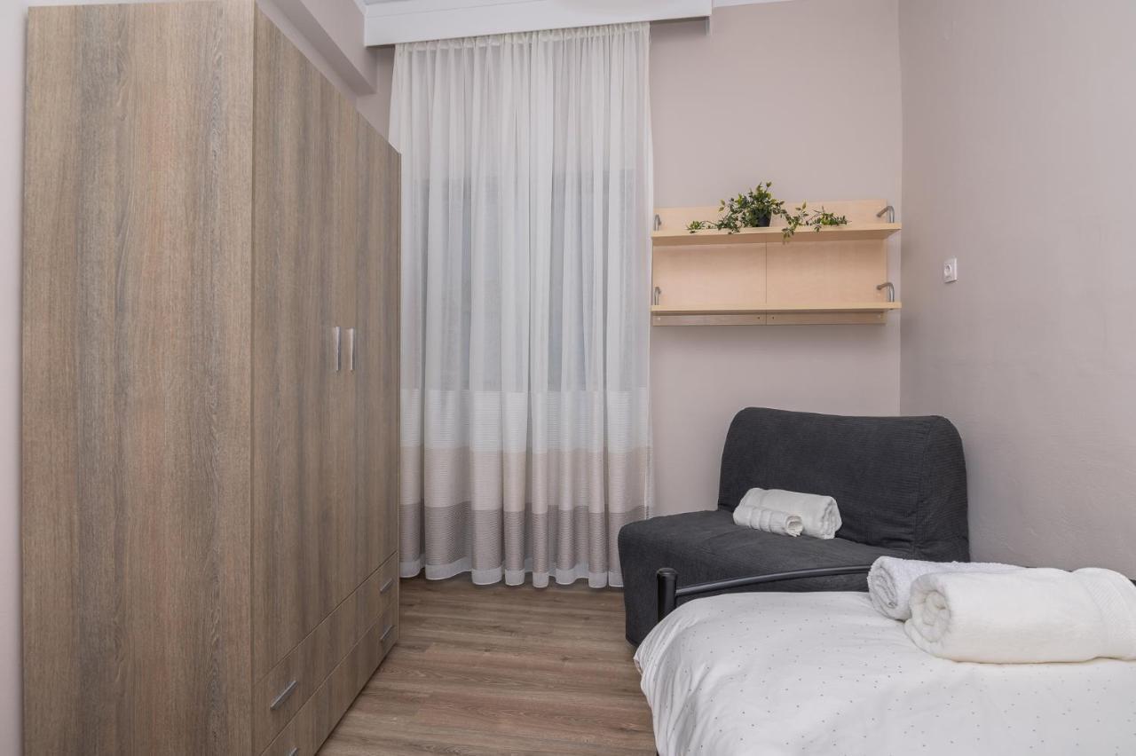 Deluxe Central 2 Bdr Apartment Александроуполис Экстерьер фото