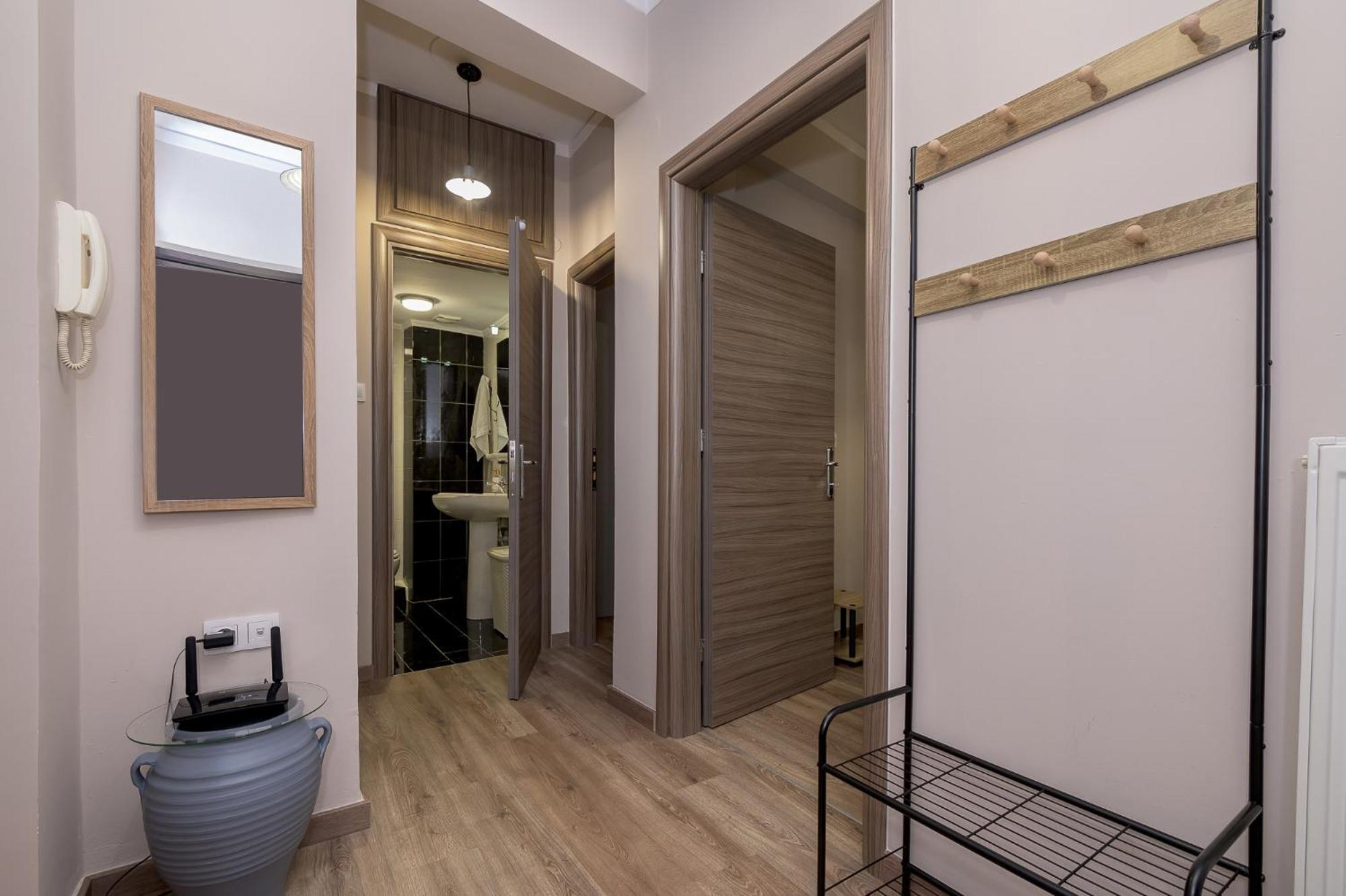 Deluxe Central 2 Bdr Apartment Александроуполис Экстерьер фото